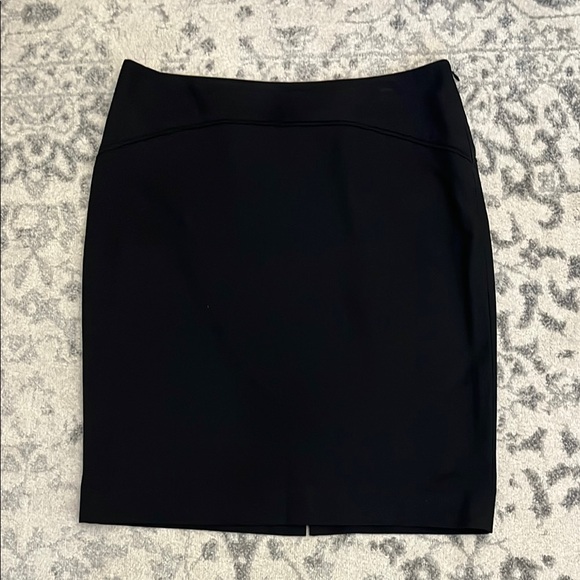 The Limited Classic Black Pencil Skirt - Size 8! - Picture 1 of 7